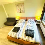 Stylish Suite Elegance 71